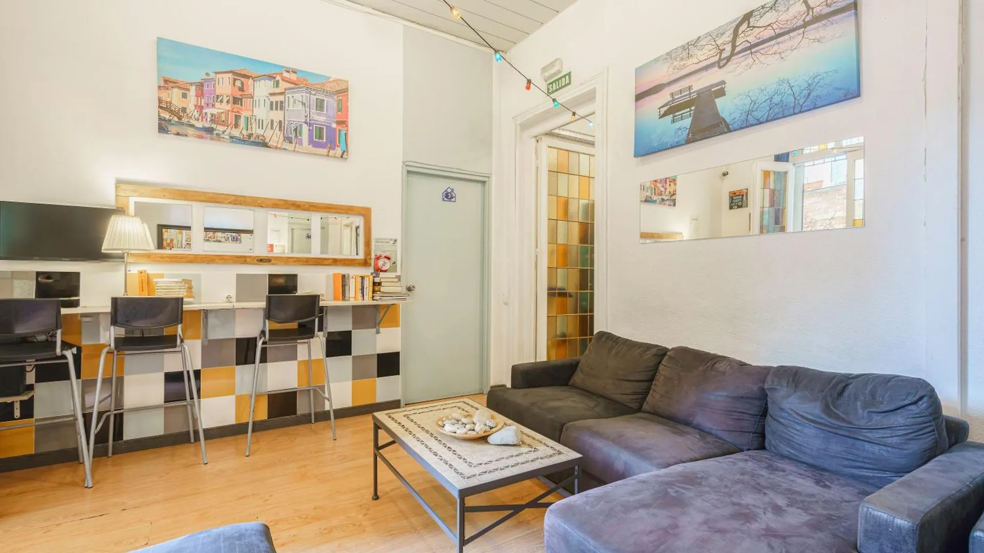 Casa Barcelo Hostel Barcelona